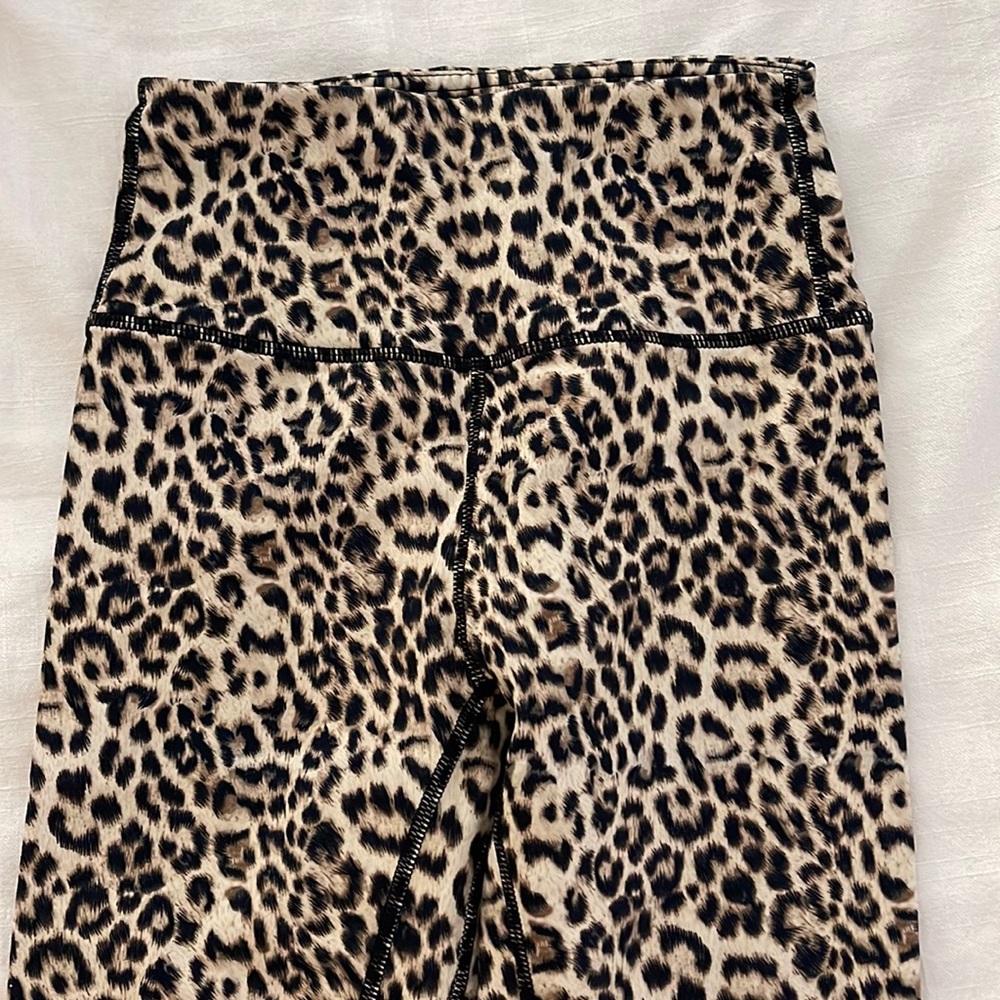 Neu Apparel Leggings View 2
